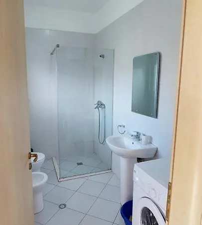 Ferienhaus Reina 3 Lalzi Bay Lura2